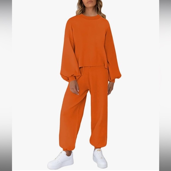 🆕 Women's 2 Piece Outfits Sweater Set Size Small, Orange - Picture 1 of 10